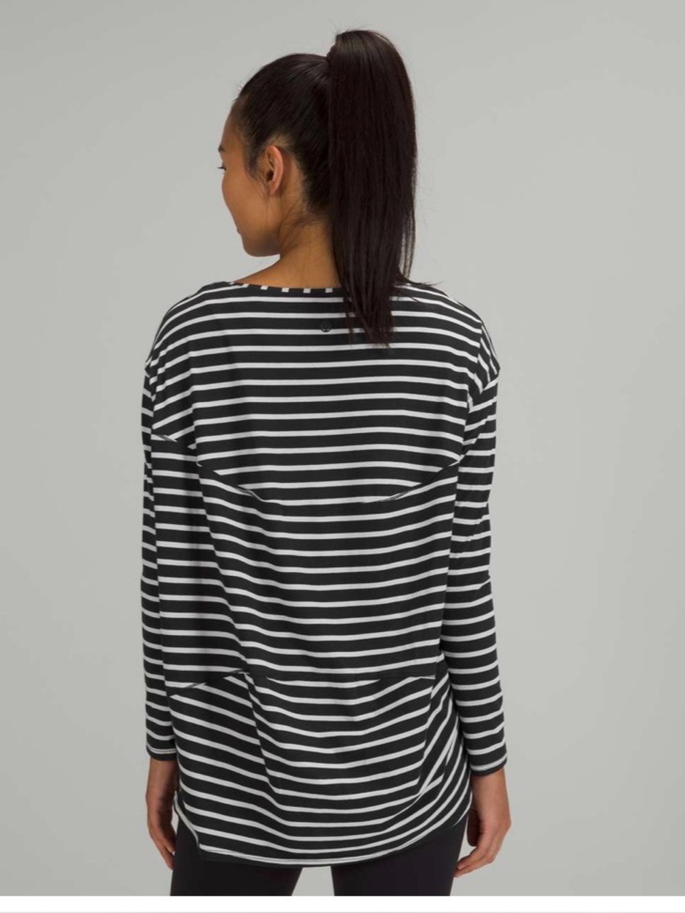 Lululemon Striped Back in Action Long Sleeve Tee Sz 8